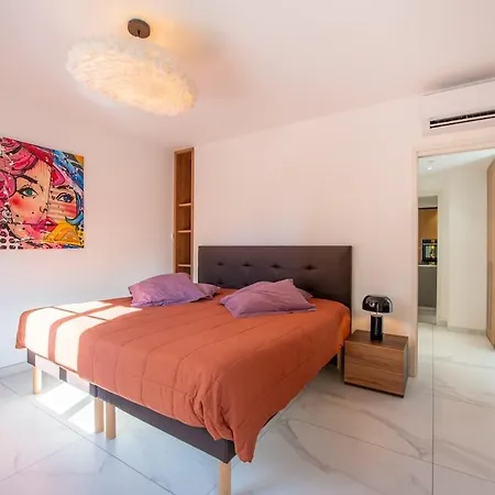 Johan T6 サント・マキシム