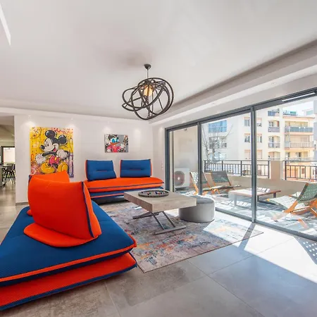 Johan T6 Apartment