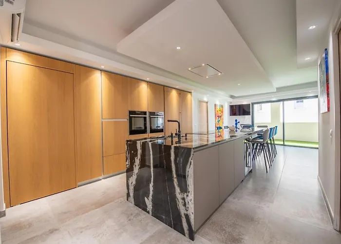 Johan T6 サント・マキシム