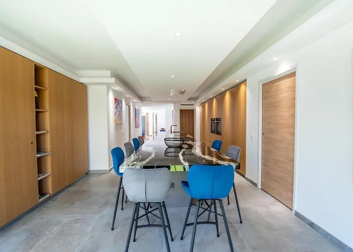 Johan T6 * サント・マキシム